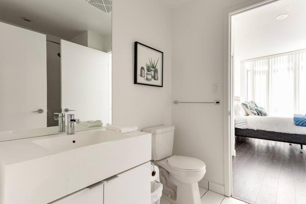 Luxury Downtown Lakeview & City View Condo Toronto Luaran gambar